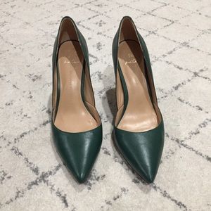Banana Republic Green Leather Pumps